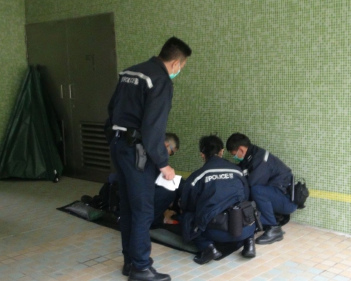 老婦墮樓死亡。