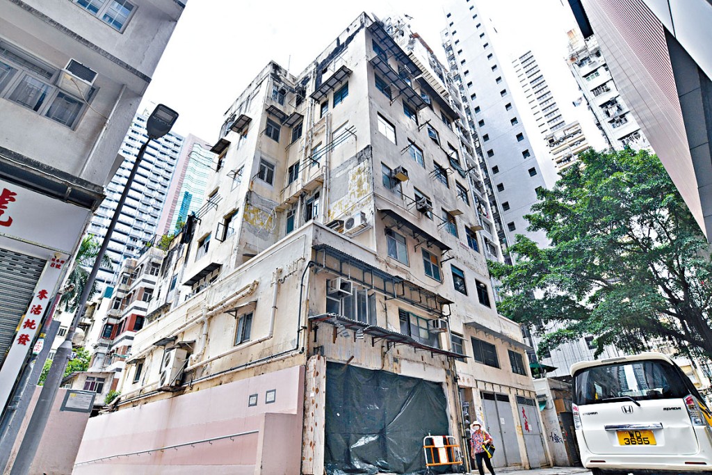 西营盘崇庆里/桂香街发展项目，将于今日截收意向书。