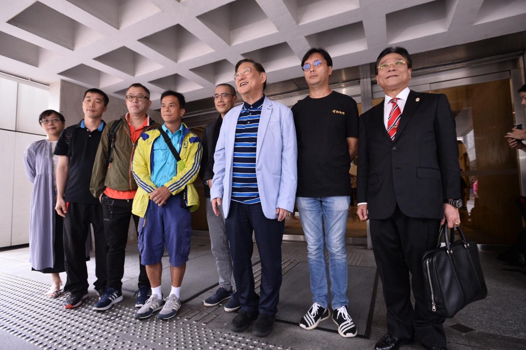 香港电影各大属会都有派代表到场支持。