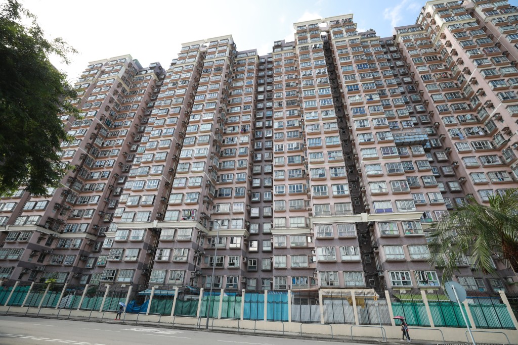 太湖花園中層三房套戶870萬成交