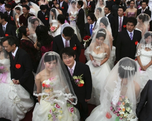 台灣適婚人口之中，有逾四成人未婚。（美聯社）