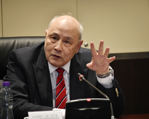 梁定邦指專家小組退出非請辭。資料圖片