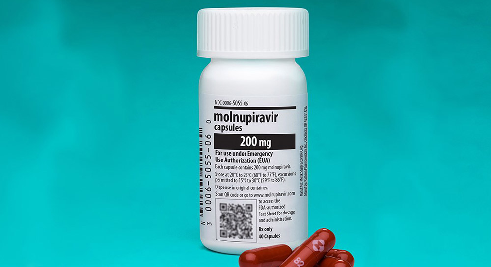 莫納皮拉韋是口服藥物，須在症狀出現後的5天內開始服用。