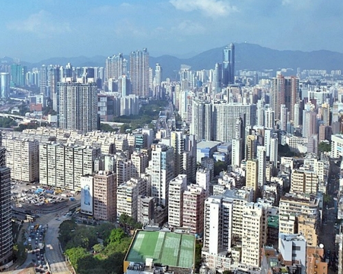 陳茂波稱目前不存在放寬樓市「辣招」空間。資料圖片