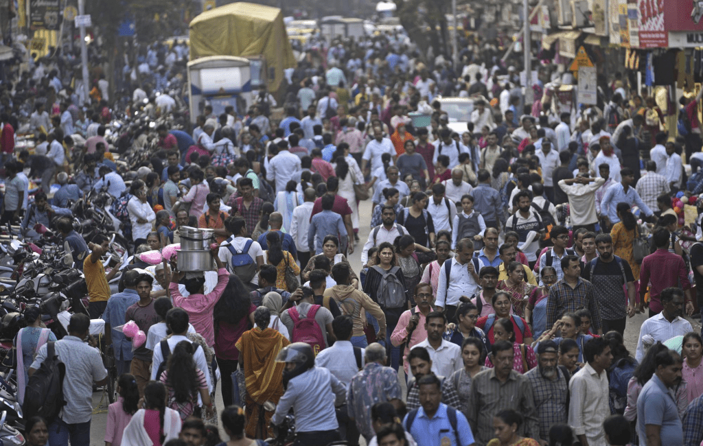 印度的人口增長潛在優勢不會自動轉化成GDP。AP