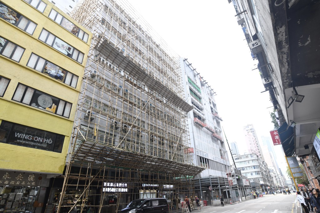 公司旗下「多米學生公寓」已租下位於油麻地上海街339號的唐樓全幢。