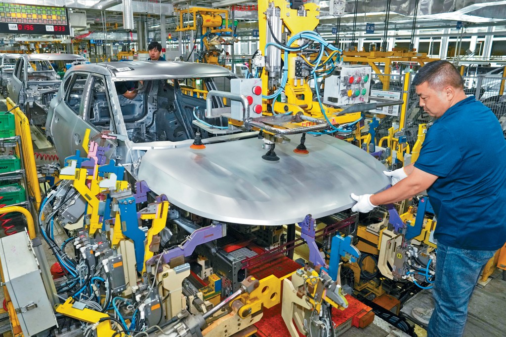 根據乘聯會數據，2025年12月，合資品牌在乘用車批發端的市場份額已跌破業界關注的「30%安全線」。