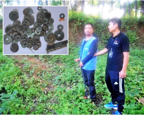 河南省警方侦破战国高级贵族古墓被盗案，起回被盗青铜器、玉器、瓷器、铜钱等百多件文物。