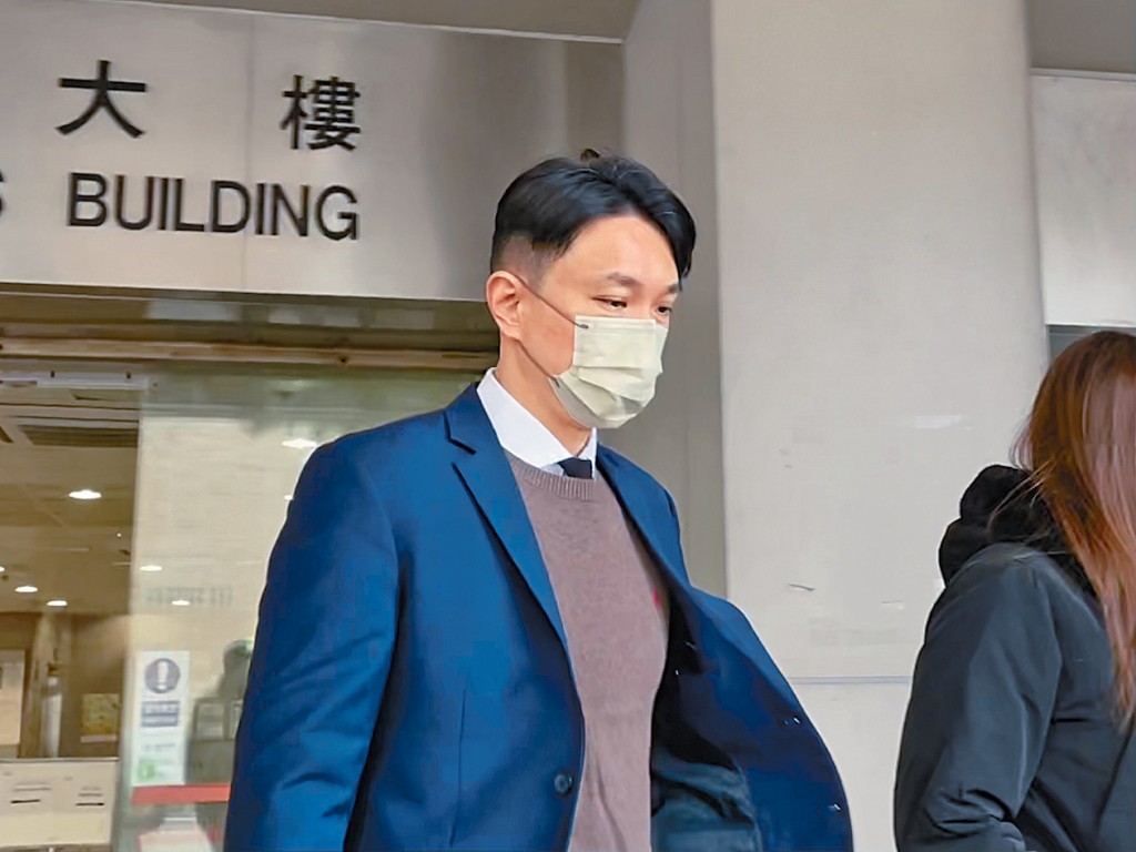 被告劉浩殷（消防隊目）現已被停職。