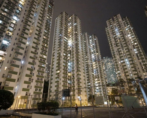 源頭不明患者為56歲男子,與家人同住鰂魚涌南豐新邨9座。