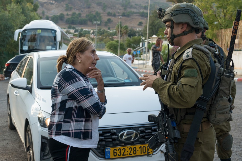 以色列也疏散在邊境的國民。新華社