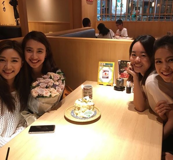 千雪BB慶祝30歲生日,最少已出現6款生日蛋糕。