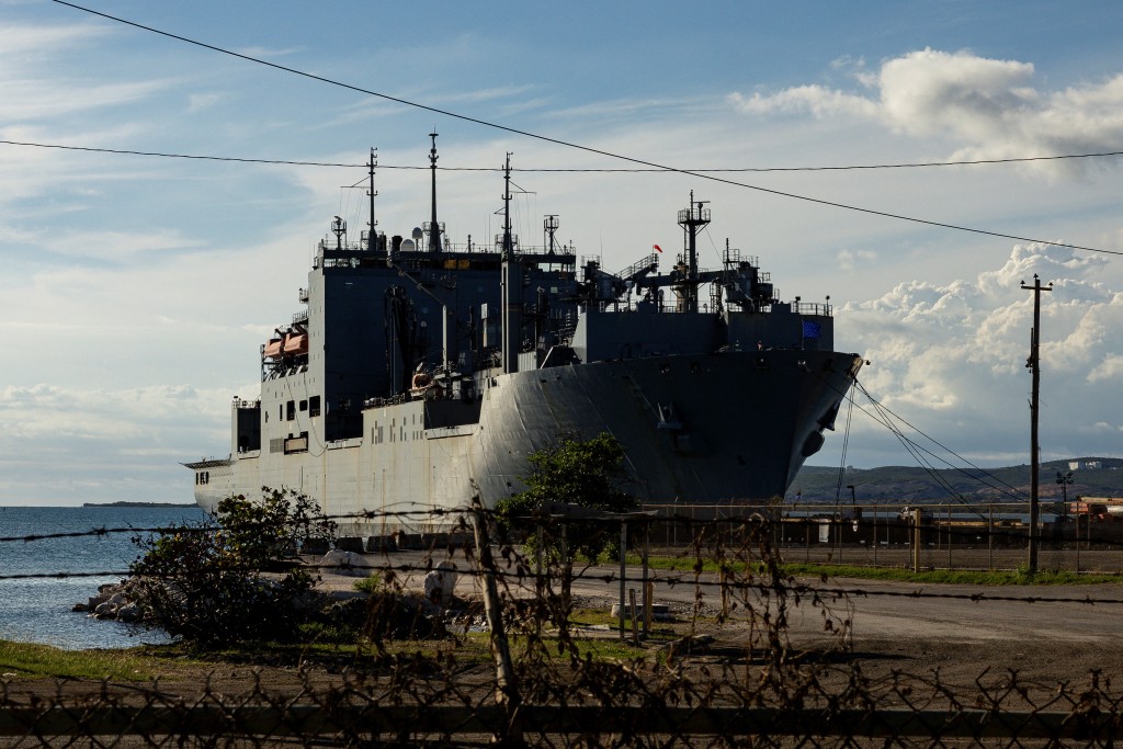 美方表明將優先捍衛美國本土，並威懾中國，圖為美國軍艦。路透社