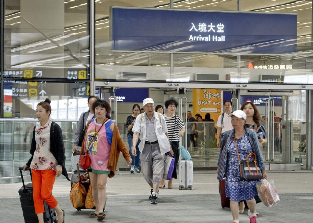 回港易計劃今日起讓身處廣東或澳門的香港居民預約。資料圖片