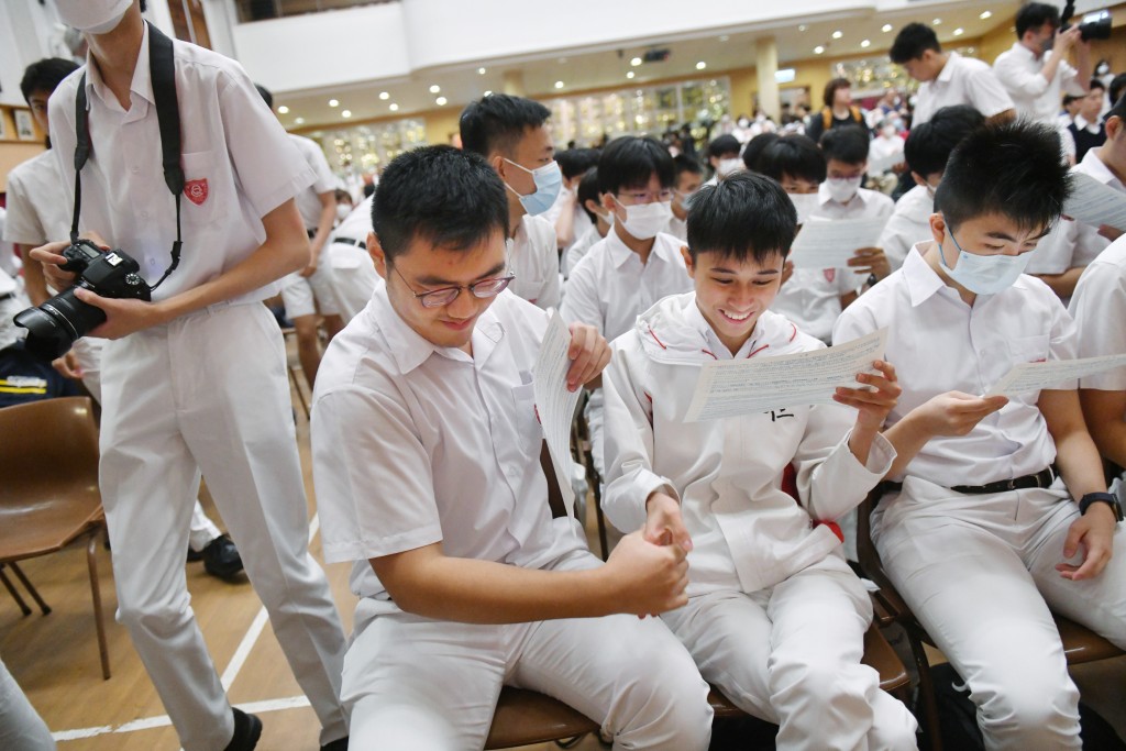 2026年香港中學文憑試（DSE）即將在周三（7月15日）放榜。