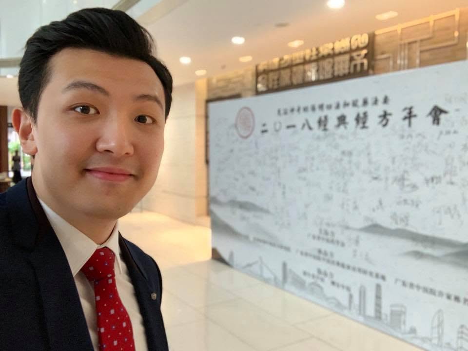 蔡梓銘其實只有35歲。