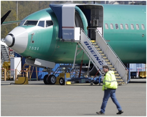 波音沒有通知737 MAX機種的警示燈關閉。AP