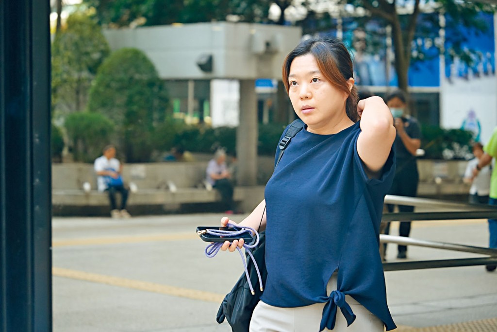 事主陶寶富的女兒陶麗詩（圖）供稱，初見時職員介紹被告趙淑儀為「趙博士」。