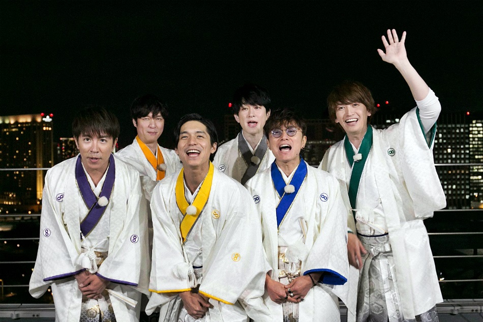 锦户亮(前排左二)是关8的人气成员。