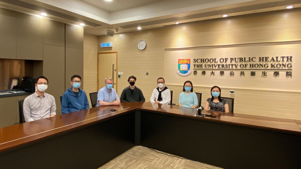 港大醫學院公共衞生學院的研究團隊成員。港大圖片