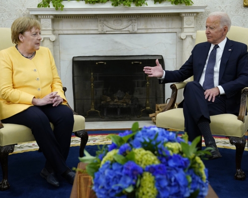 美國總統拜登在白宮接見相信是任內最後一次訪美的德國總理默克爾。AP圖片