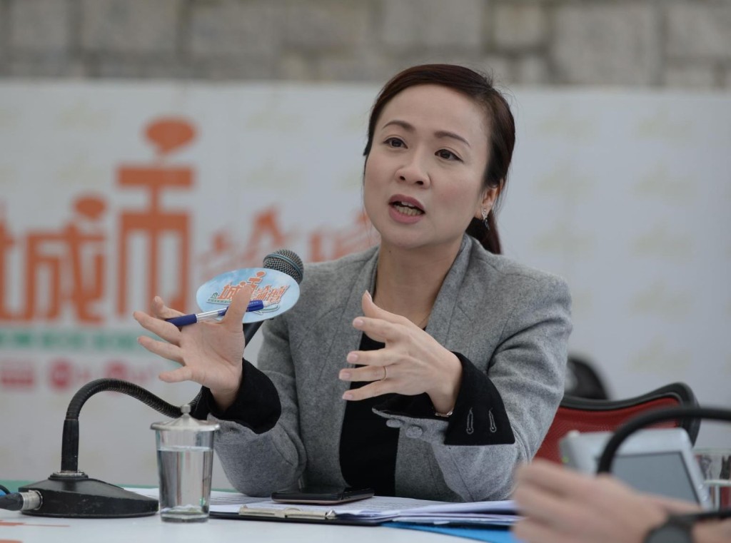 陳凱欣建議,政府提供「流感券」。