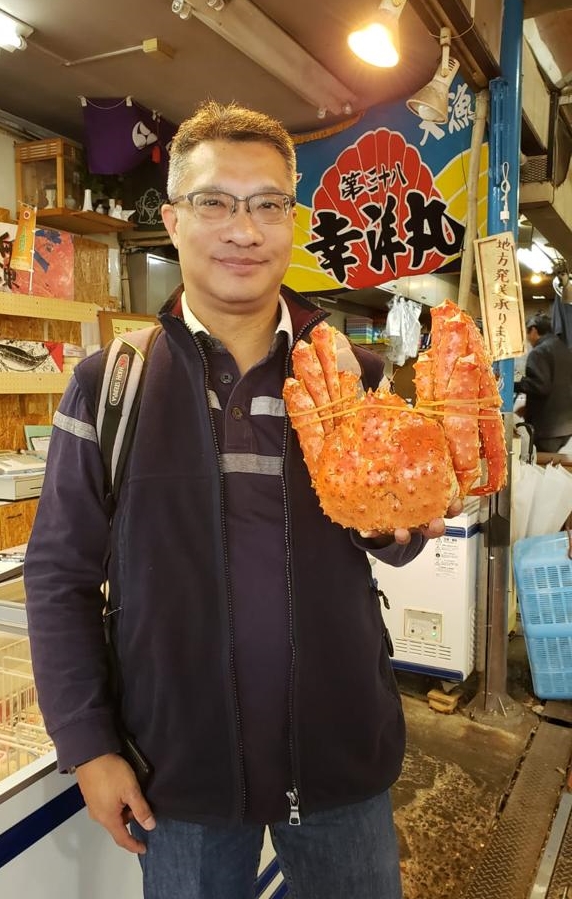 醫療輔助隊總參事黃英強涉非禮女同袍昨日(23日)被捕。 醫療輔助隊總參事黃英強涉非禮女同袍昨日(23日)被捕。