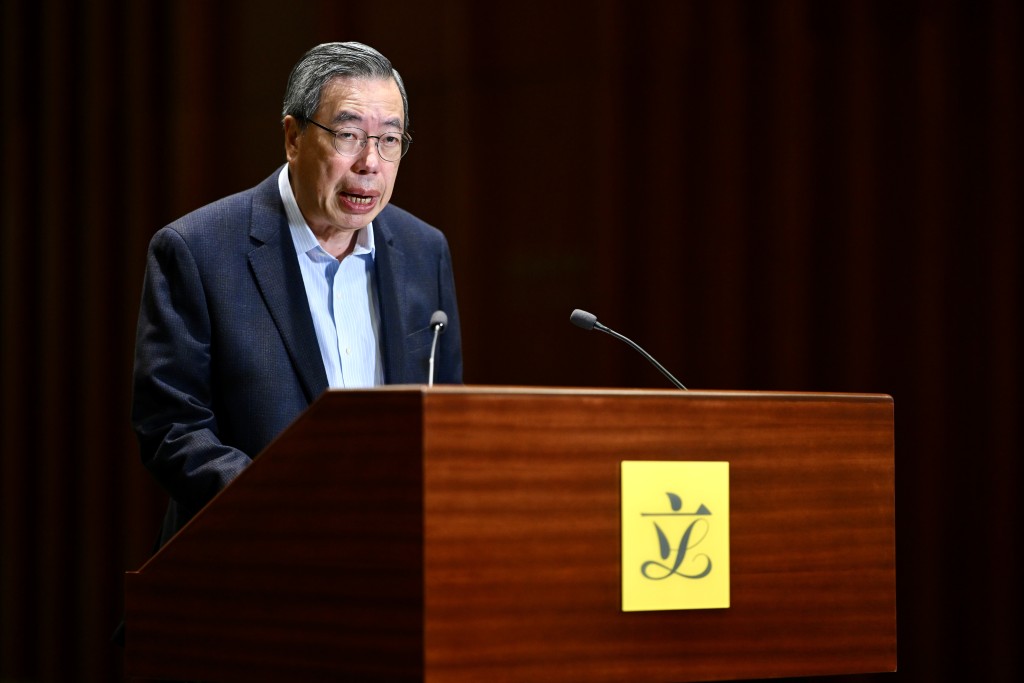 梁君彥強調,立法會是香港最重要的民意代表機關,立法會選舉更是特區憲制發展的大事。劉駿軒攝 梁君彥強調,立法會是香港最重要的民意代表機關,立法會選舉更是特區憲制發展的大事。劉駿軒攝