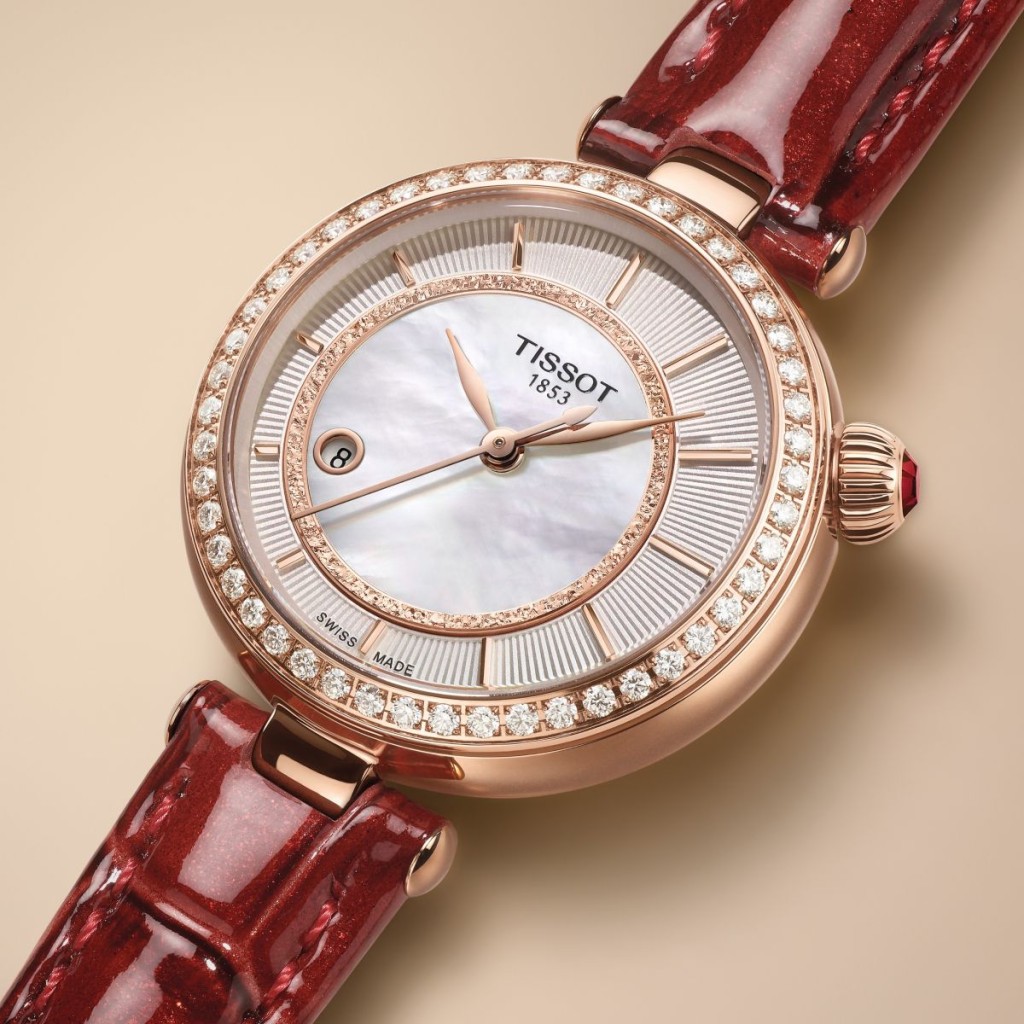 Tissot Désir Auto，錶殼：28mm PVD不鏽鋼 /機芯：自動/ 售價：$13,000。