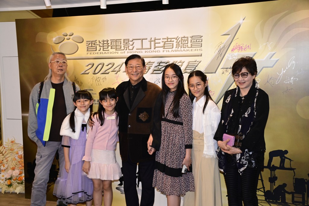 吴思远与太太出席《香港电影工作者总会2024年春茗晚宴17+》。