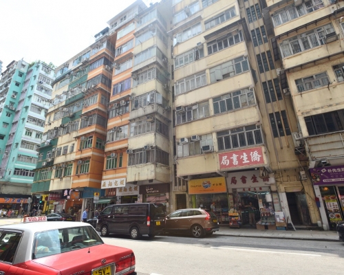 政府擬為舊樓業主代辦消防改善工程,再向業主收費。資料圖片