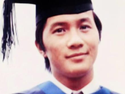 许冠杰是早年少有于香港大学毕业的明星。
