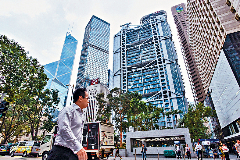 大型銀行於今年8月推出的定息按揭計劃，申請期限由原定今年12月31日延長至明年4月30日。