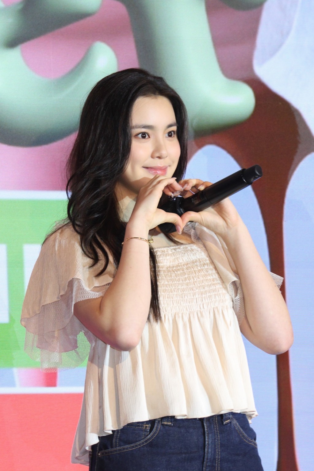 姚焯菲將會入讀美國著名學府紐約大學，修讀為期4年的Music Business課程。