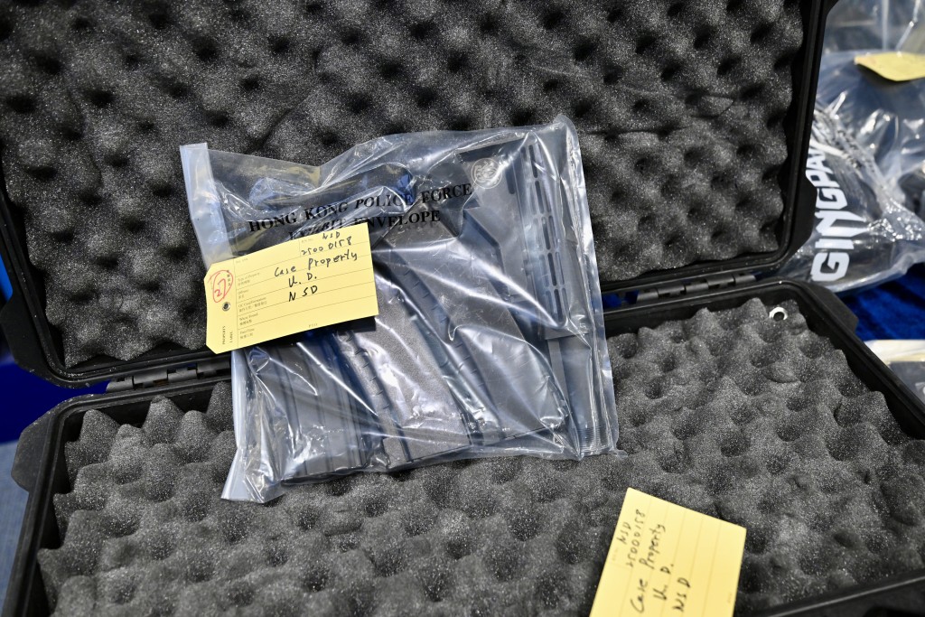 警務處國安處展示證物。劉駿軒攝 警務處國安處展示證物。劉駿軒攝