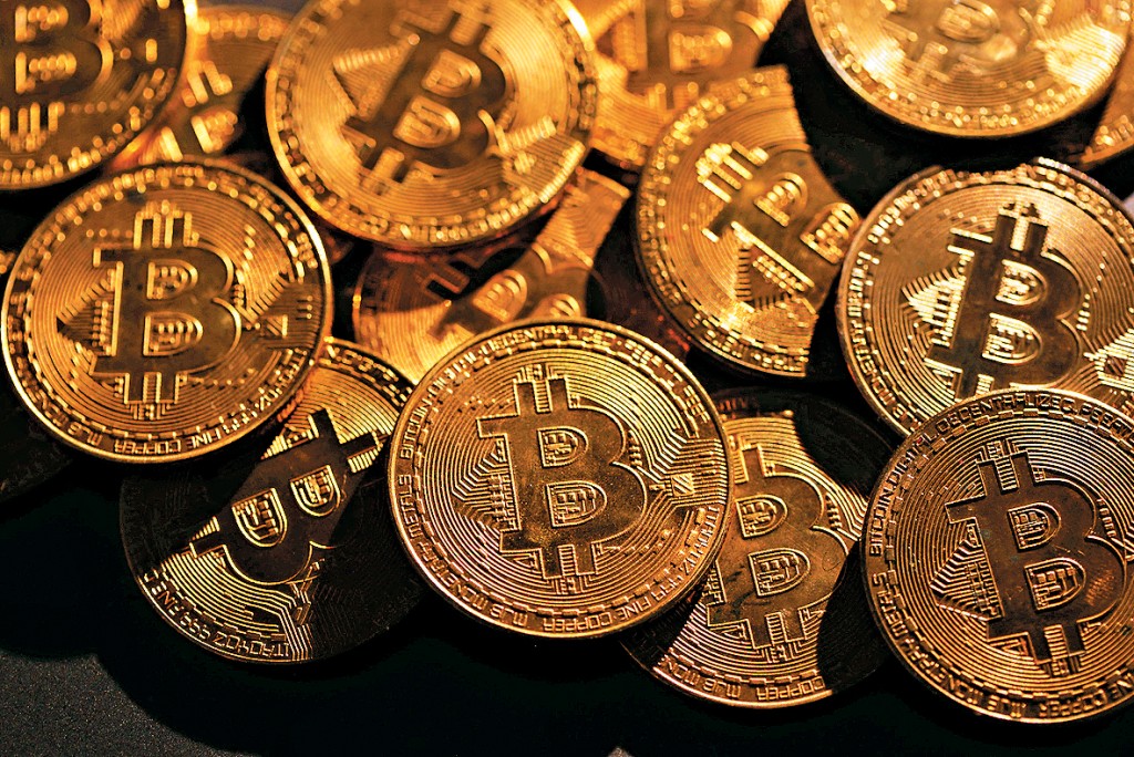 2025年加密貨幣市場經歷過山車起伏。