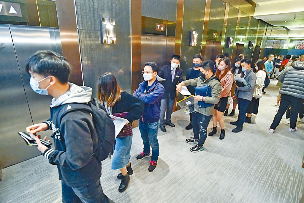 新盤首季錄約964宗成交,按季下跌近77%,料創2013年第二季以來按季新低。