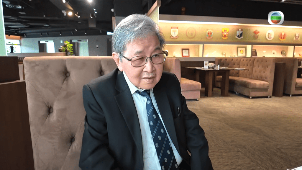 蔡醫生坦言，醫生識得多，反而會挑戰醫囑：「係咪真係需要咁做呢？」結果成為「最曳的病人」。