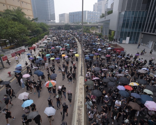 隊頭已抵達終點零碳天地。
