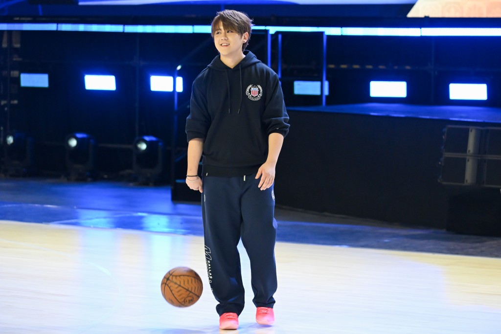 姜濤、MC JIN及林書豪亮相NBA中國賽。攝影:魏國謙 姜濤、MC JIN及林書豪亮相NBA中國賽。攝影:魏國謙