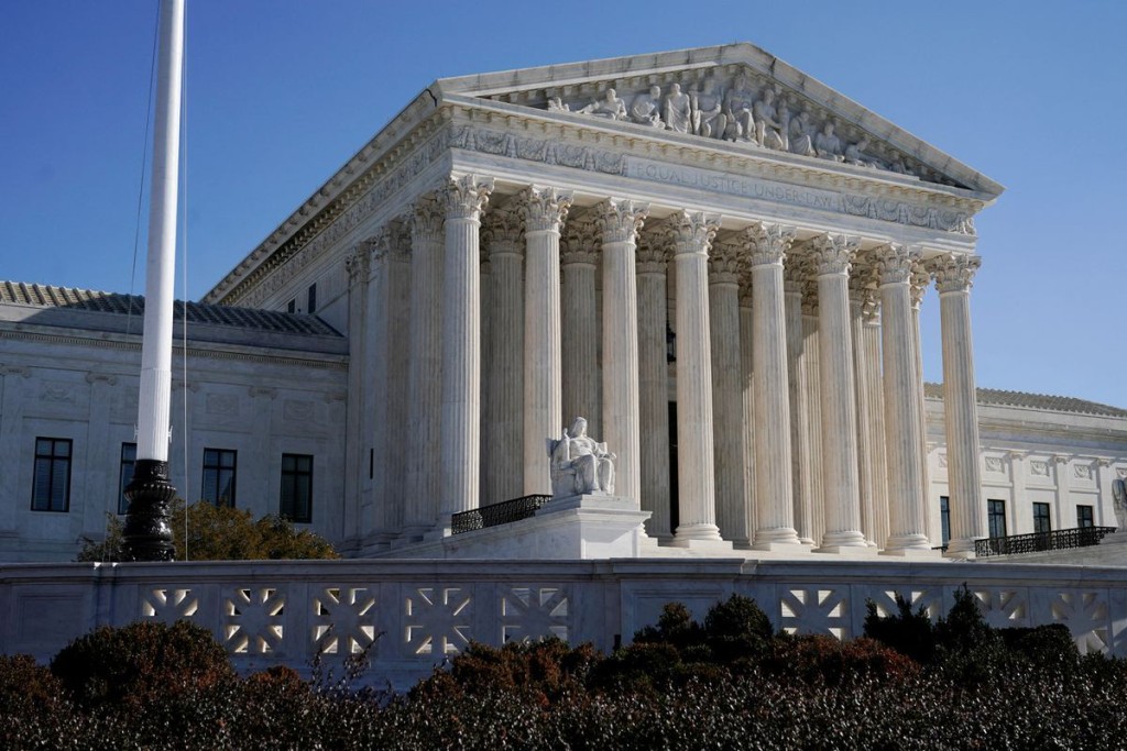 推翻墮胎權的美國最高法院。路透社