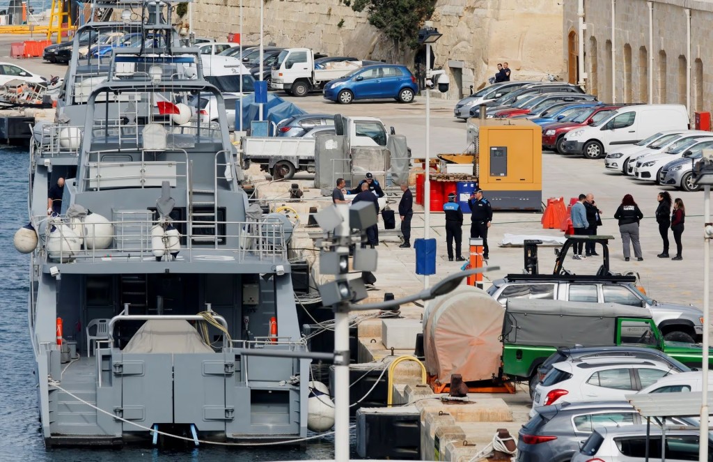 马耳他对开海域移民船只翻侧酿5死8伤。路透社