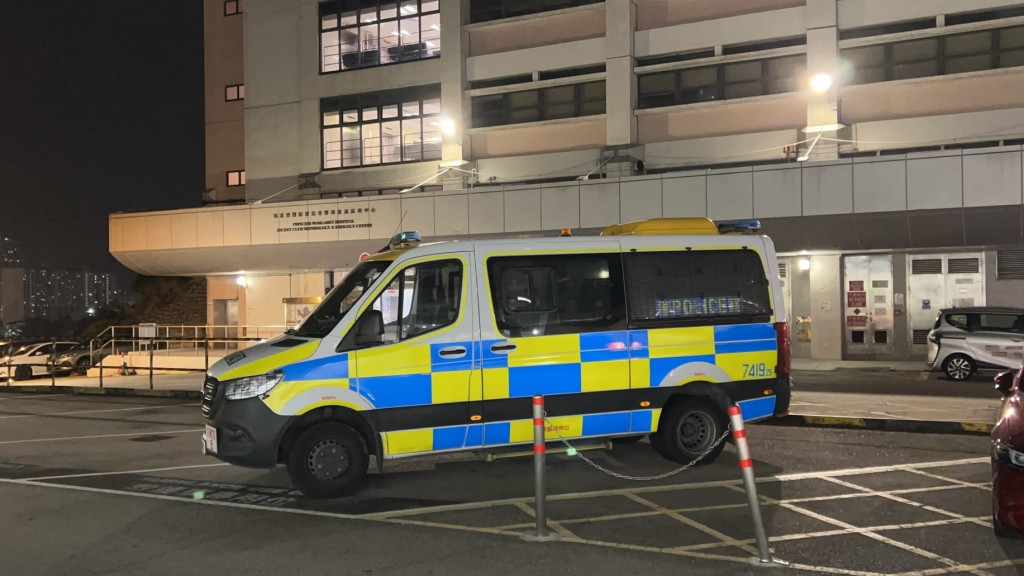 警車到場。蔡楚輝攝