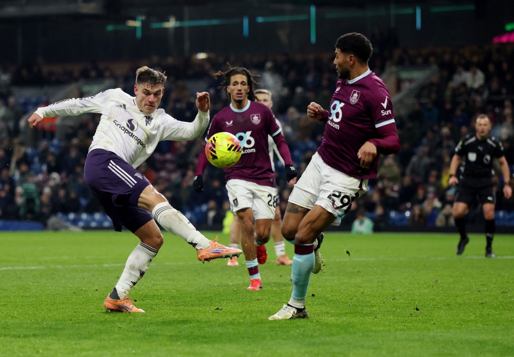 曼聯今季英超15次中眉柱，冠絕各隊。路透社