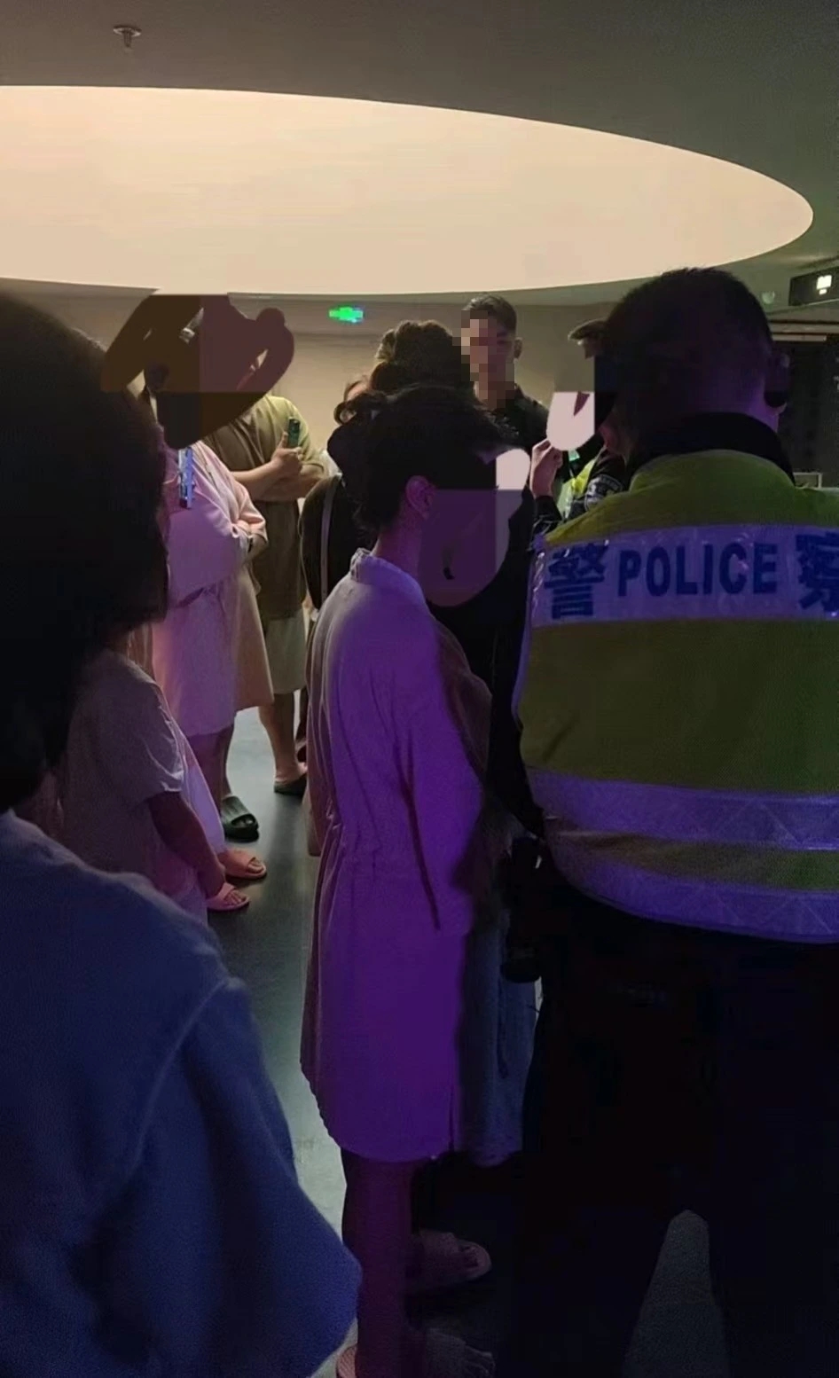 有消费者报警处理。潇湘晨报