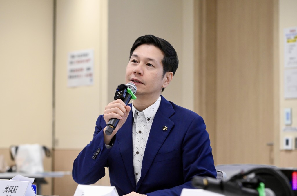 吳傑莊批評平台通報及公布滯後,建議政府針對大型企業引入強制通報及罰則機制。資料圖片 吳傑莊批評平台通報及公布滯後,建議政府針對大型企業引入強制通報及罰則機制。資料圖片