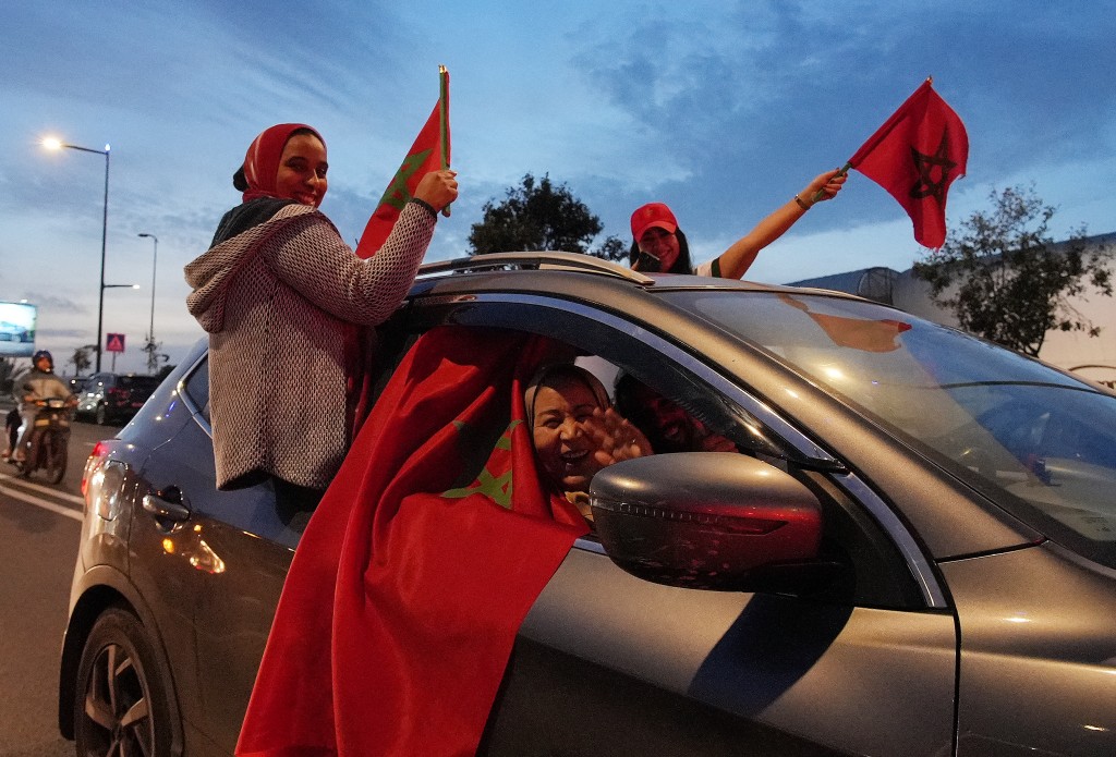 卡萨布兰卡市民上街庆祝。REUTERS