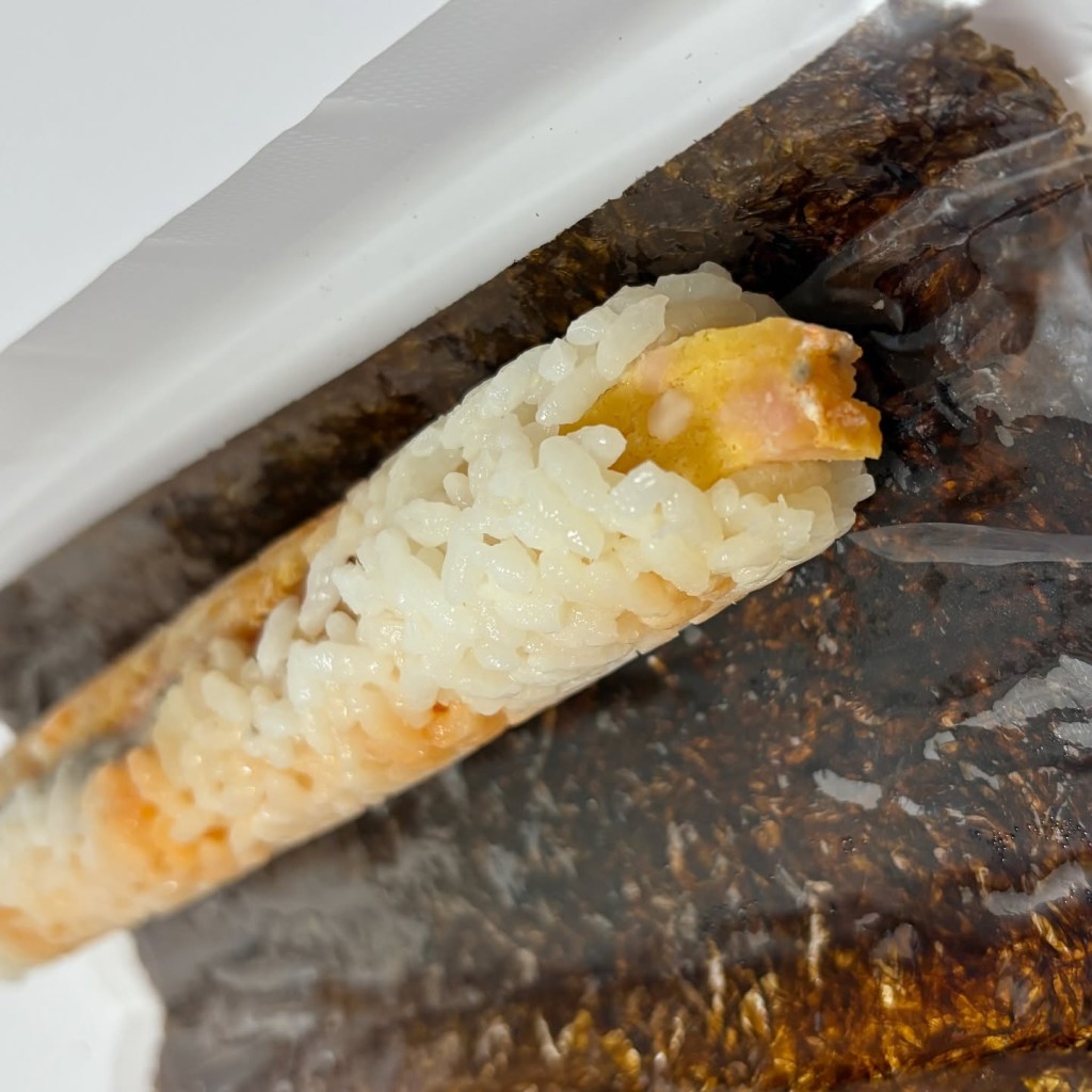 事主指自己昨晚在爭鮮元朗地港鐵分店購買「玉子燒脆卷」。 事主指自己昨晚在爭鮮元朗地港鐵分店購買「玉子燒脆卷」。