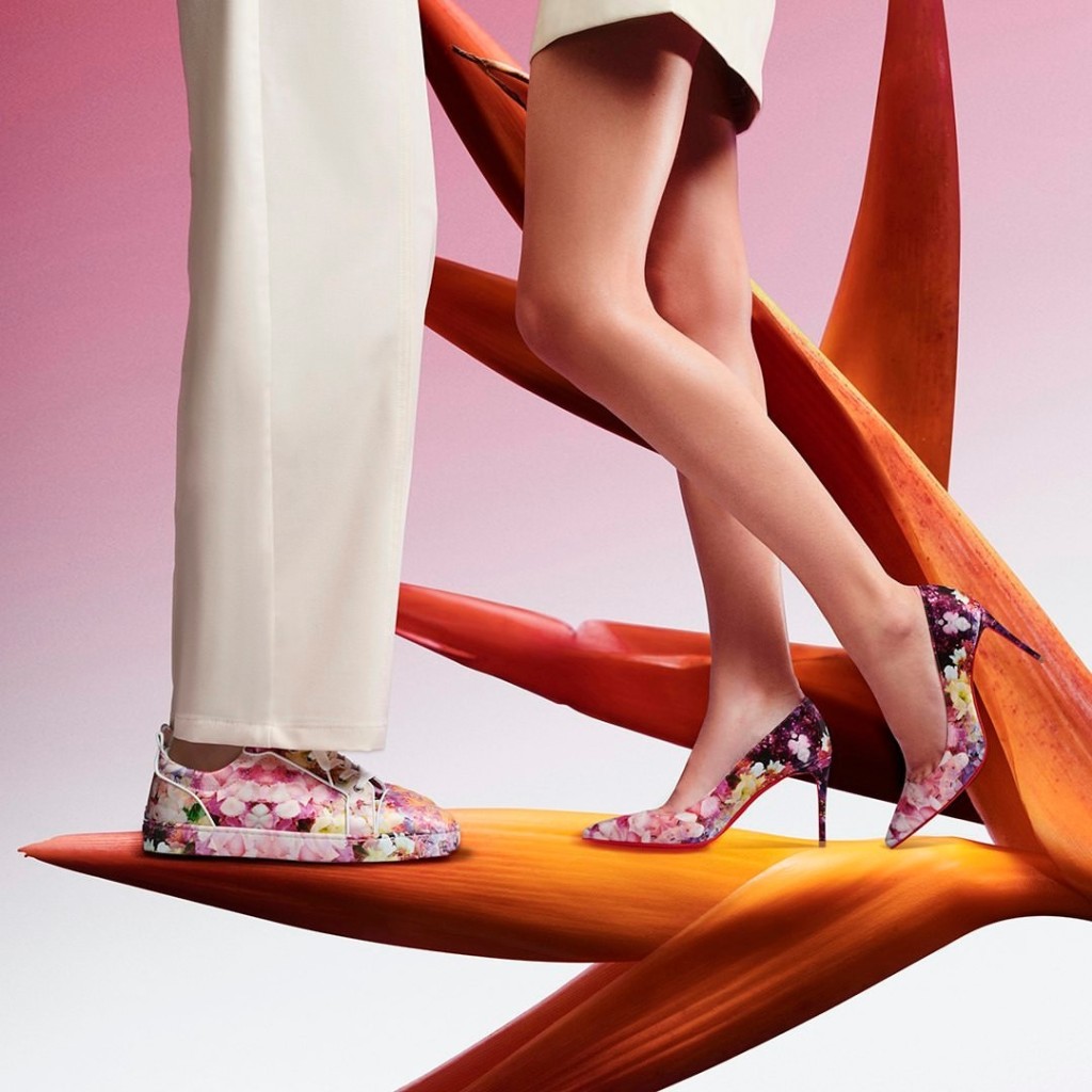 左/Louis Junior Orlato Blooming印花球鞋及右/Kate Blooming印花高跟鞋，最佳情侶裝配搭。（左/$7,900、右/$7,800/Christian Louboutin）
