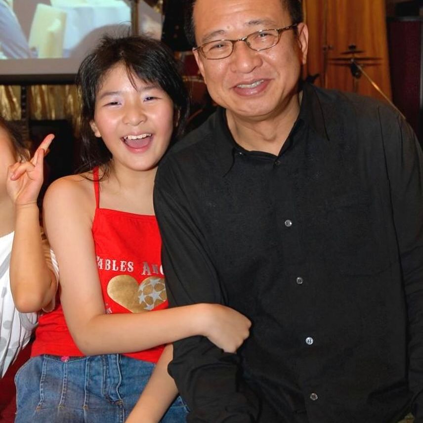 許紹雄在49歲時喜獲女兒許惠菁。